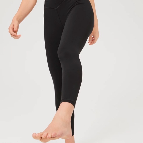 Aerie Real Me High Waisted Crossover Legging size large - Picture 1 of 4